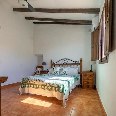 Casa Torres - Traditional Village Experience Canovas Luaran gambar