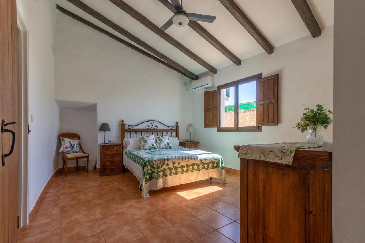 Casa Torres - Traditional Village Experience Canovas Luaran gambar